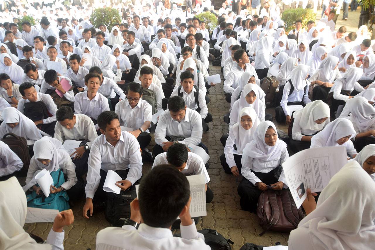 Verifikasi Mahasiswa...
