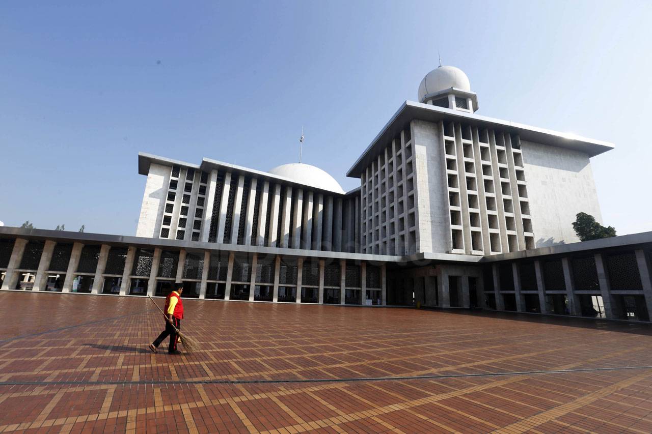 Bersih-Bersih Istiqlal...