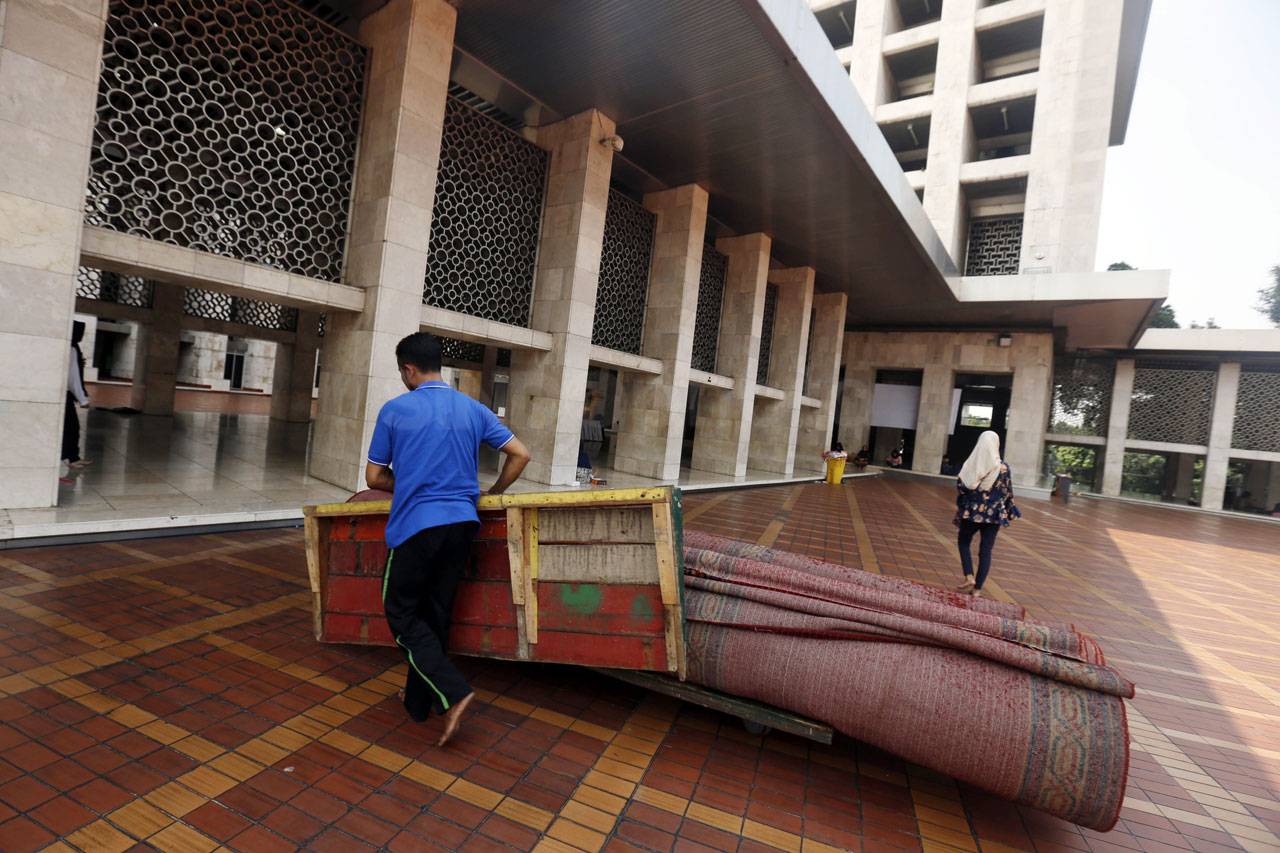 Bersih-Bersih Istiqlal...