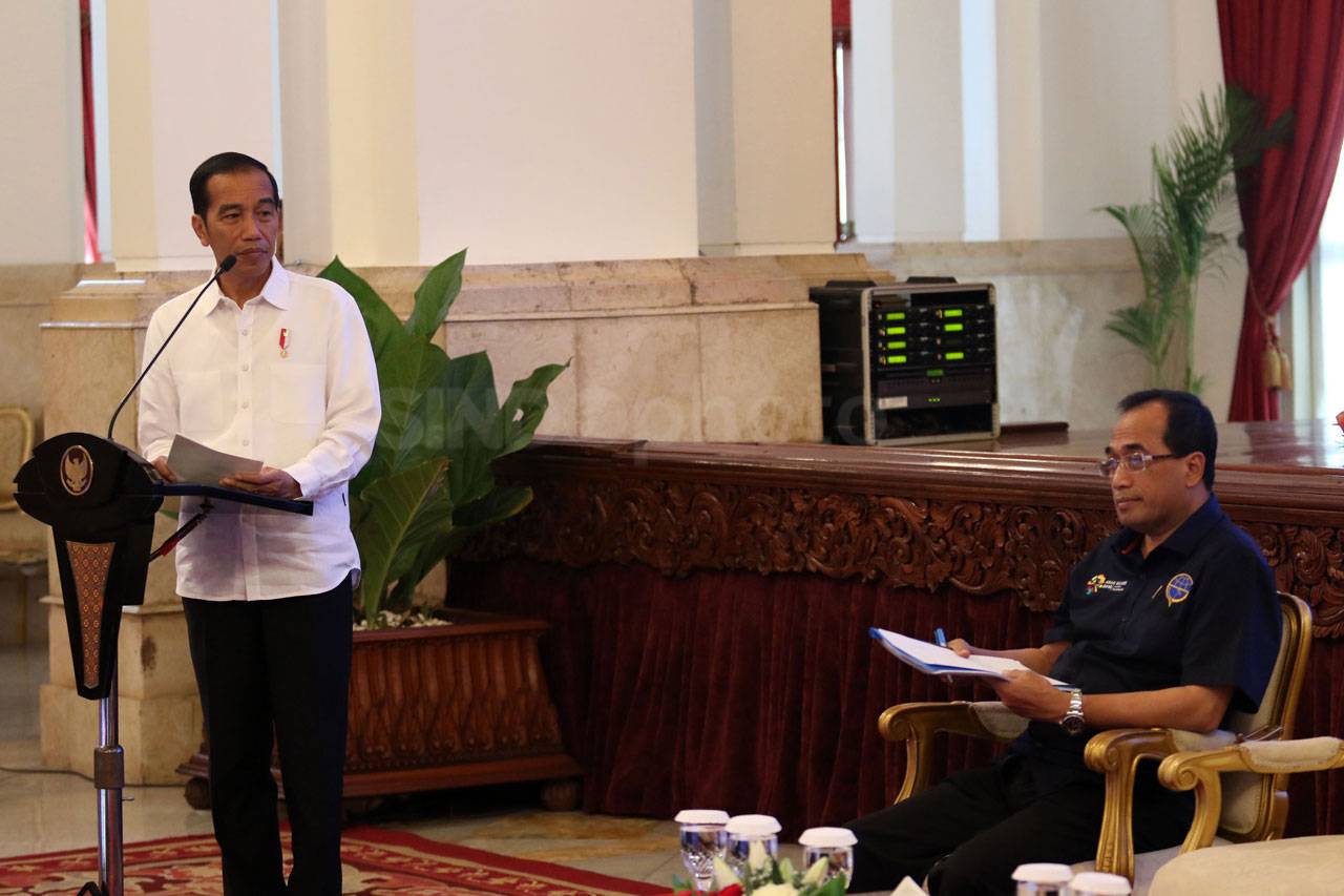 Presiden Jokowi Terima...