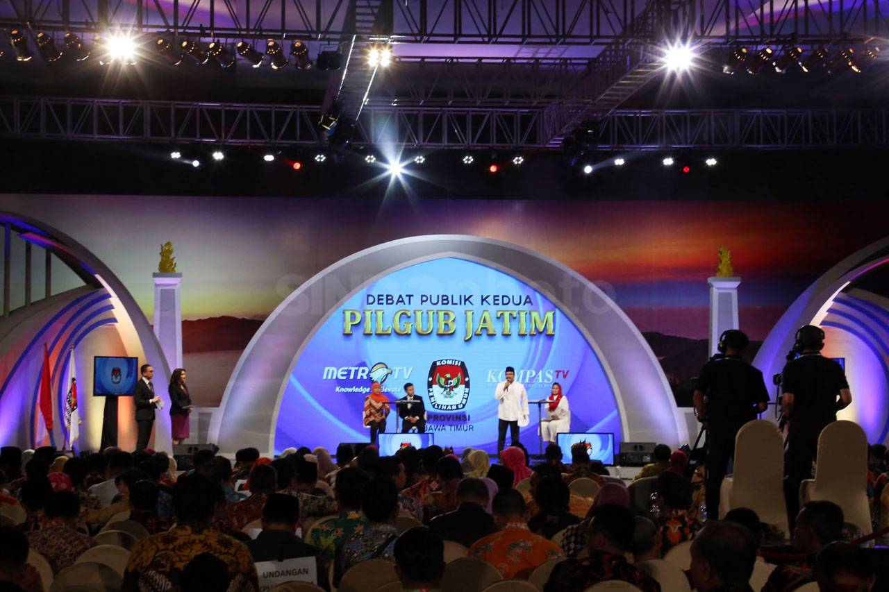 Debat Terbuka Kedua...