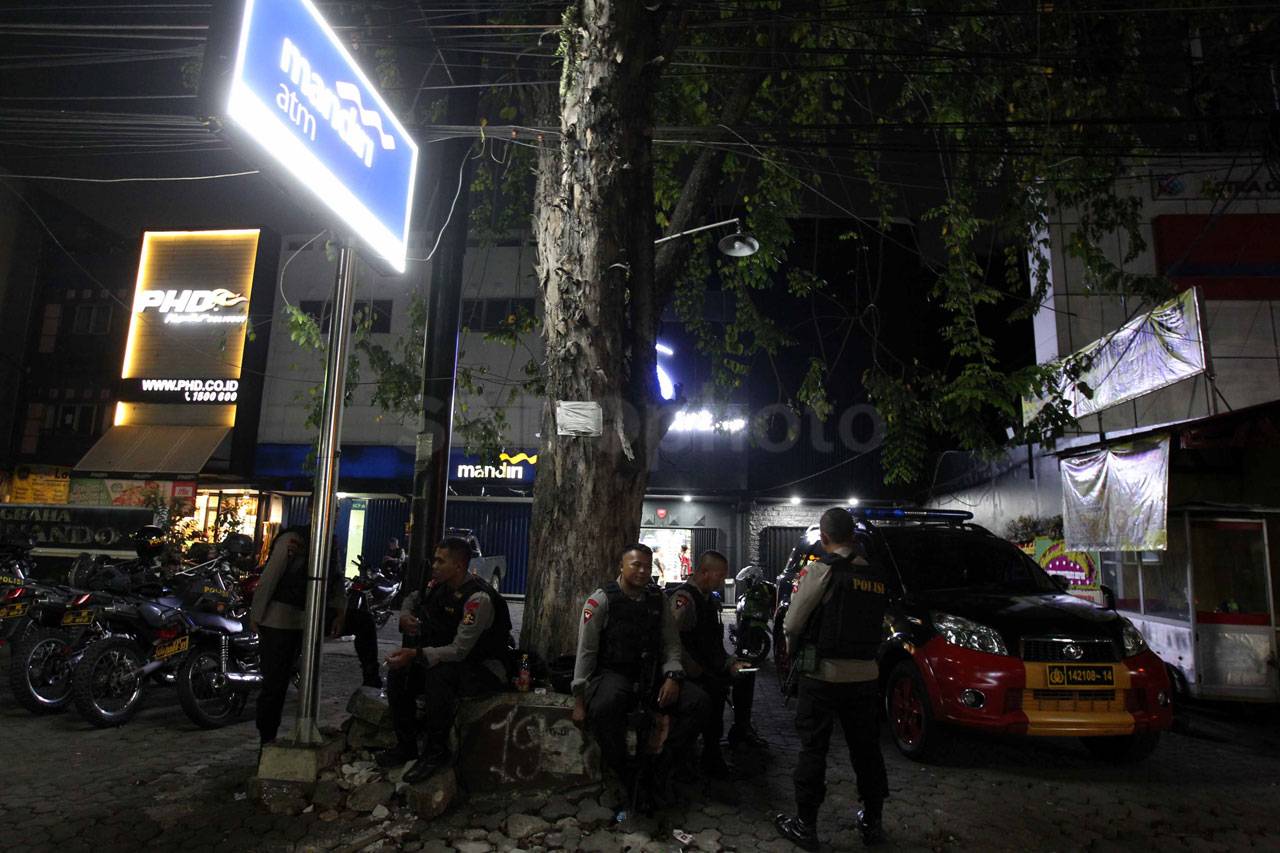 Polisi Masih Lakukan...