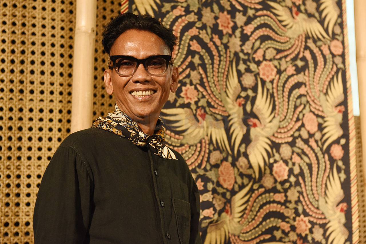Tiga Desainer Indonesia...