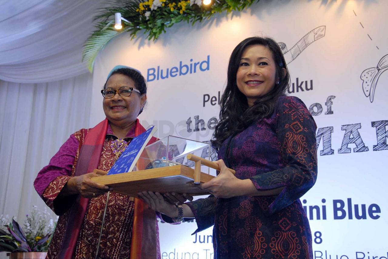 Blue Bird Luncurkan...