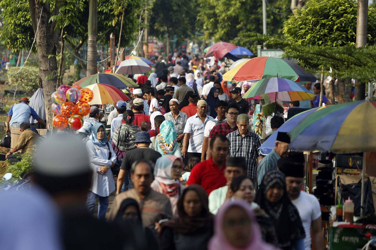 Jelang Puasa, TPU Karet...