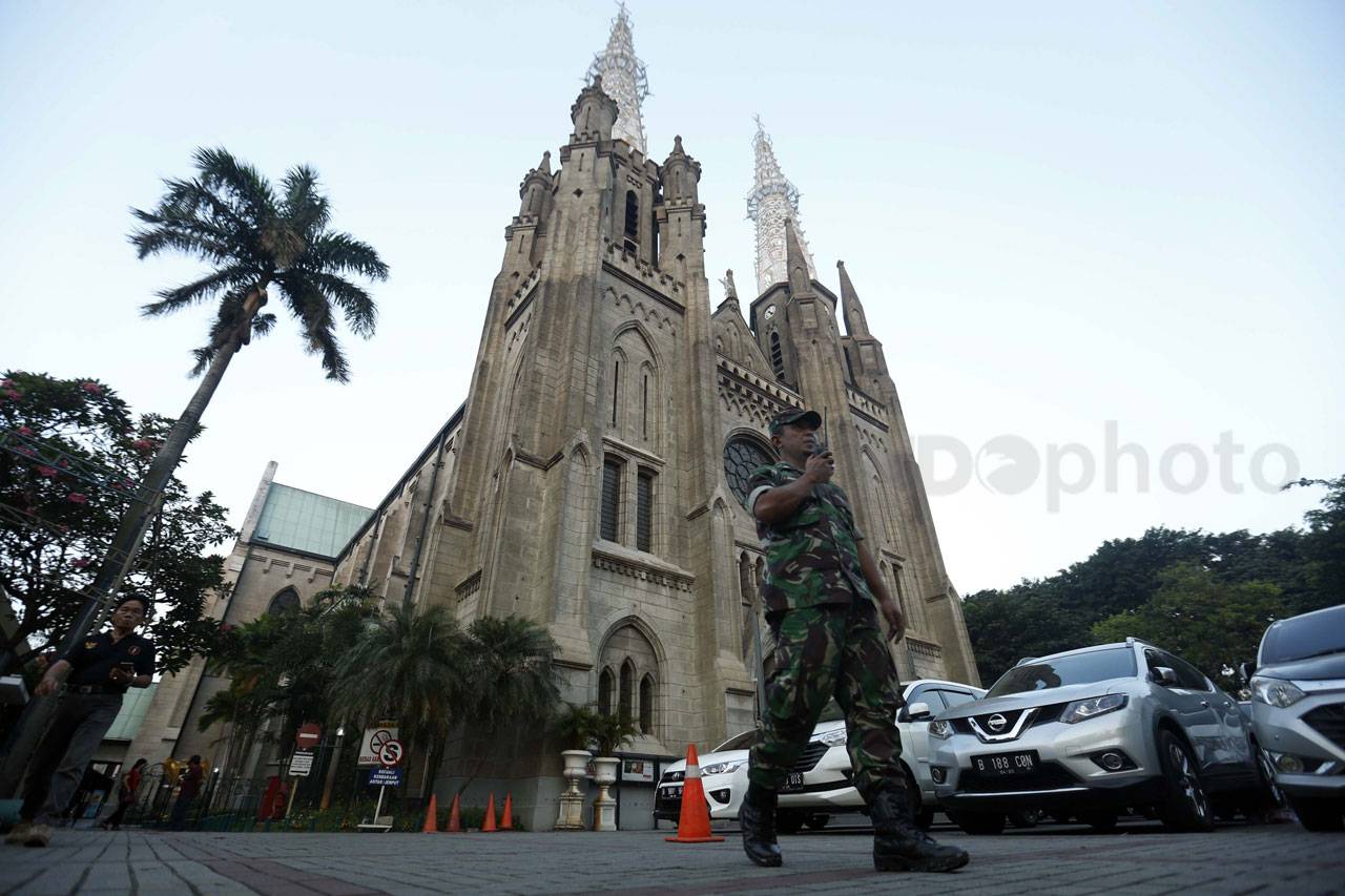 Jakarta Siaga I, Gereja...