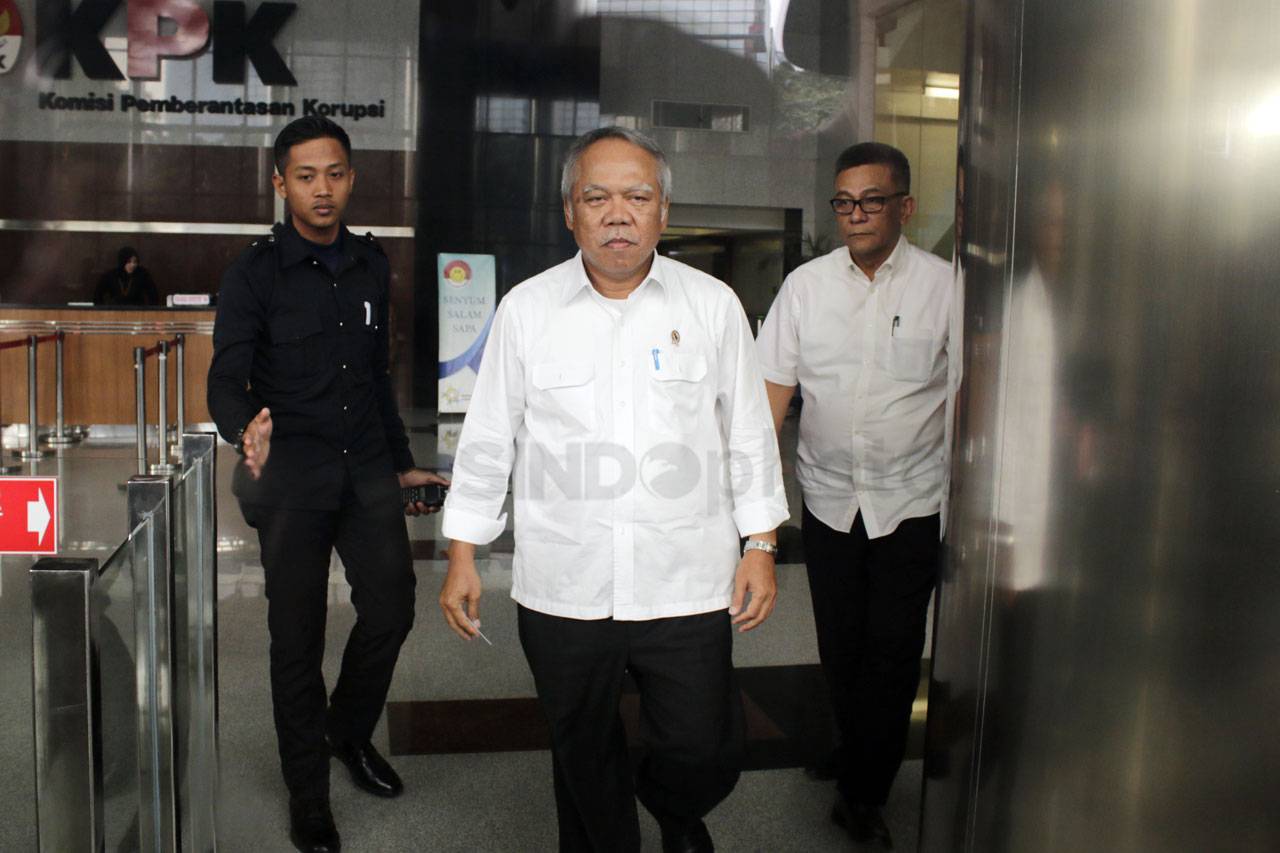 KPK Periksa Menteri...