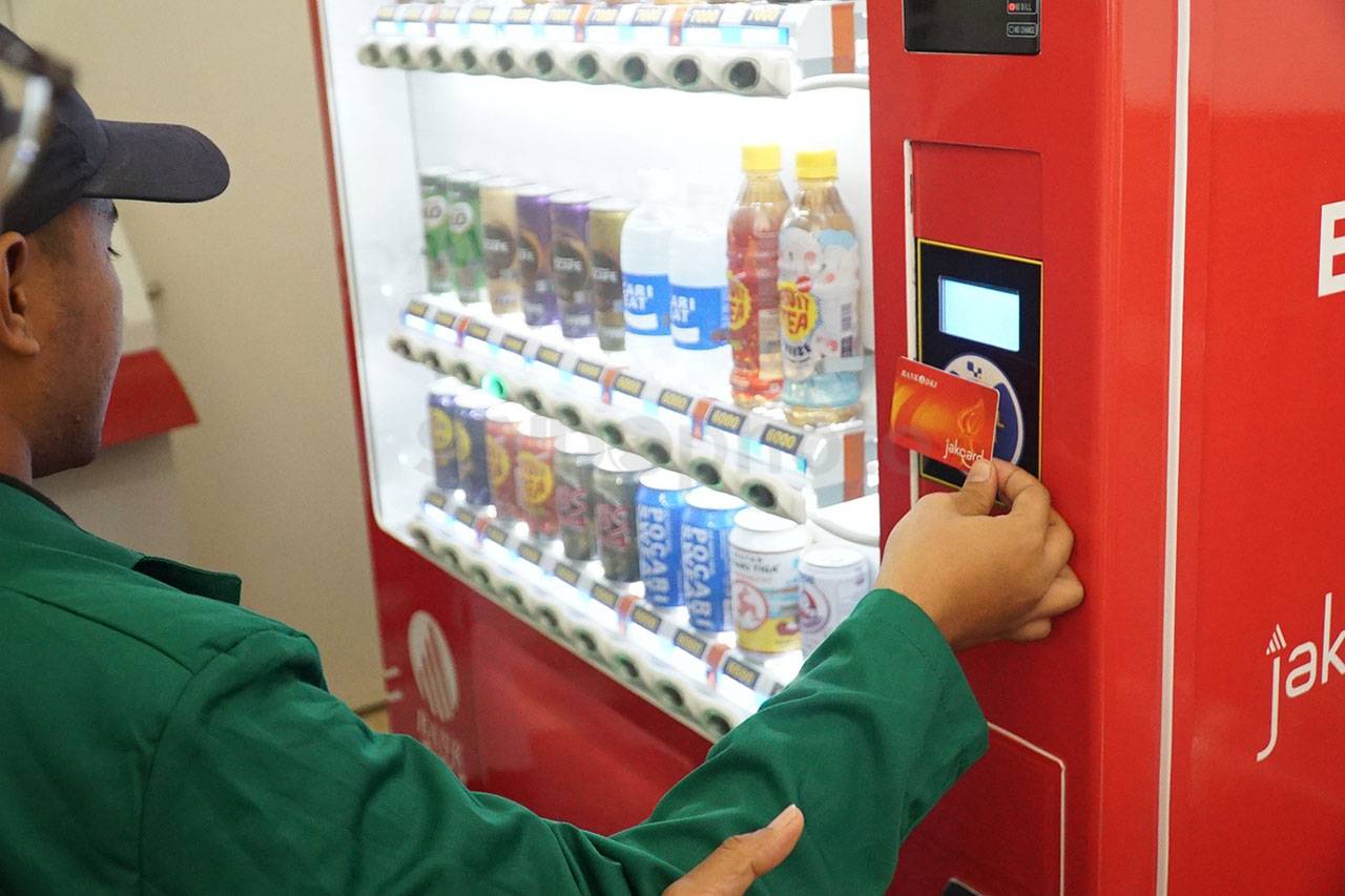Bank DKI Berikan Edukasi...