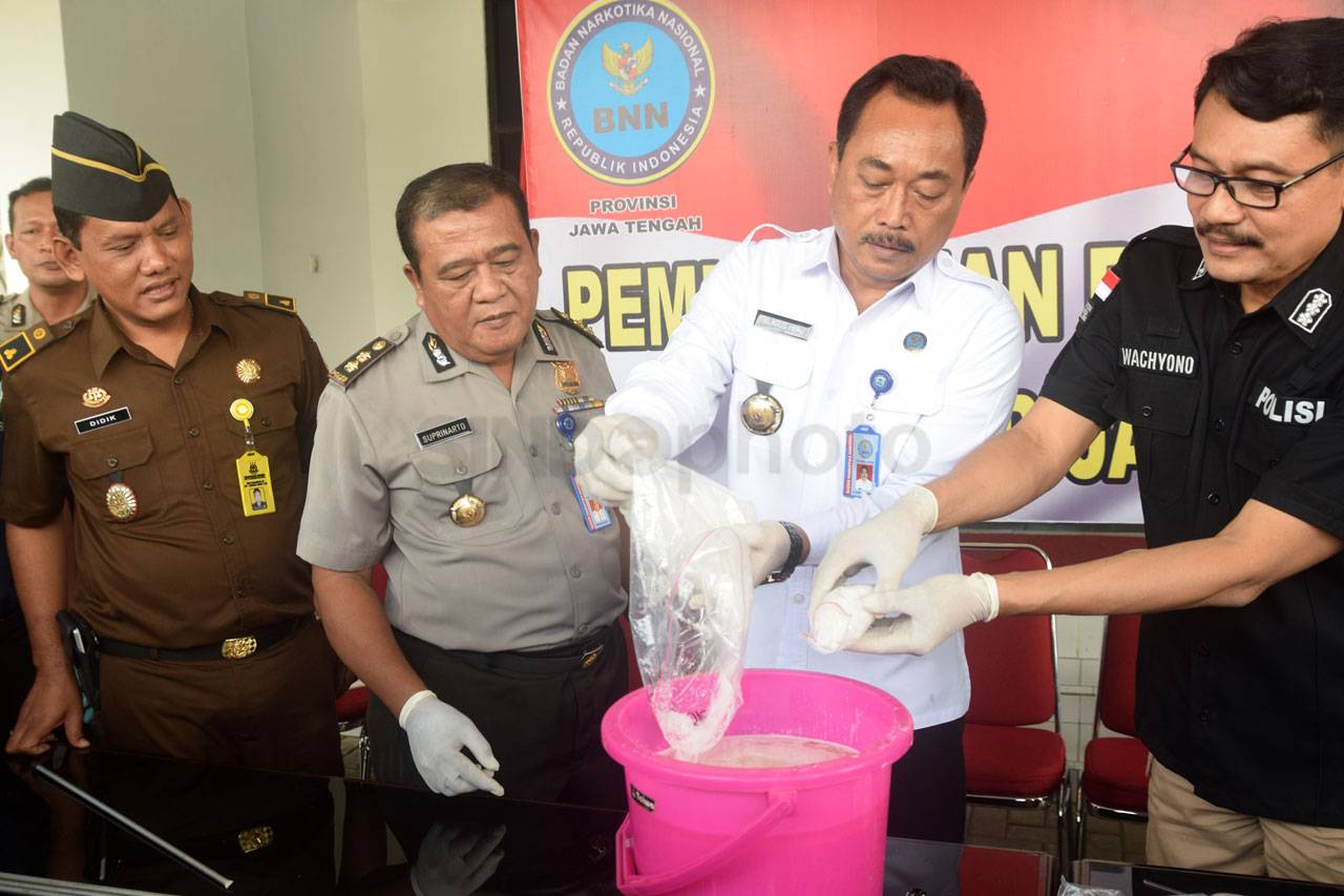 BNNP Jateng Musnahkan...