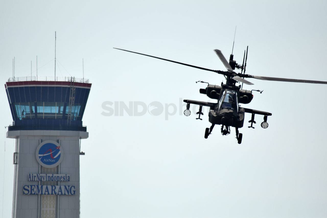 Delapan Heli Tempur...