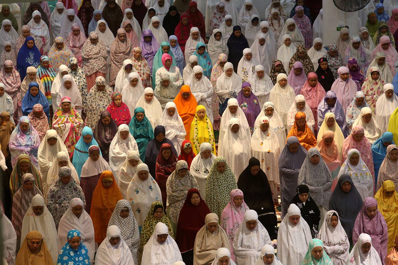 Ibadah Salat Tarawih...