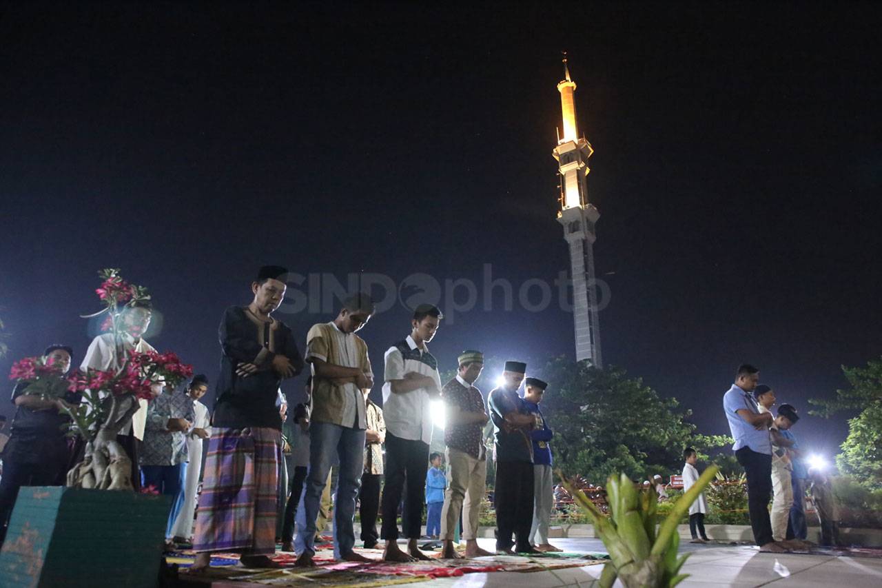 Tarawih Perdana Ramadan...