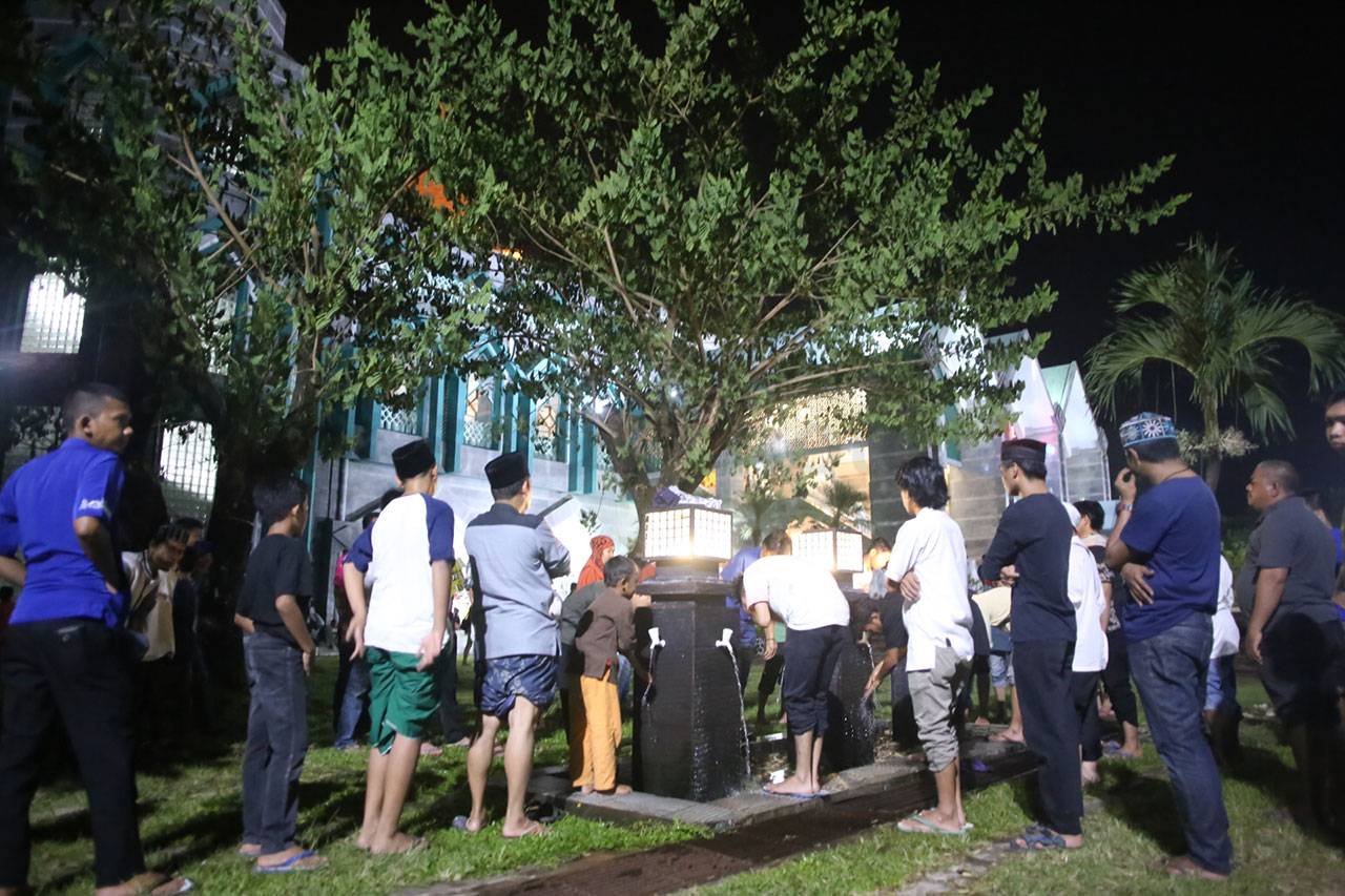 Tarawih Perdana Ramadan...