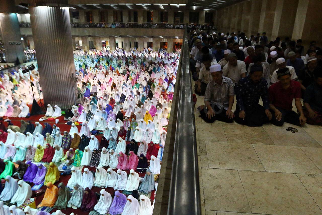 Presiden Jokowi Tarawih...