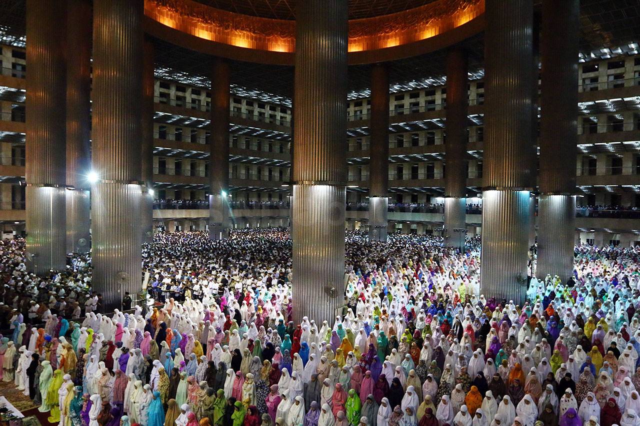 Presiden Jokowi Tarawih...