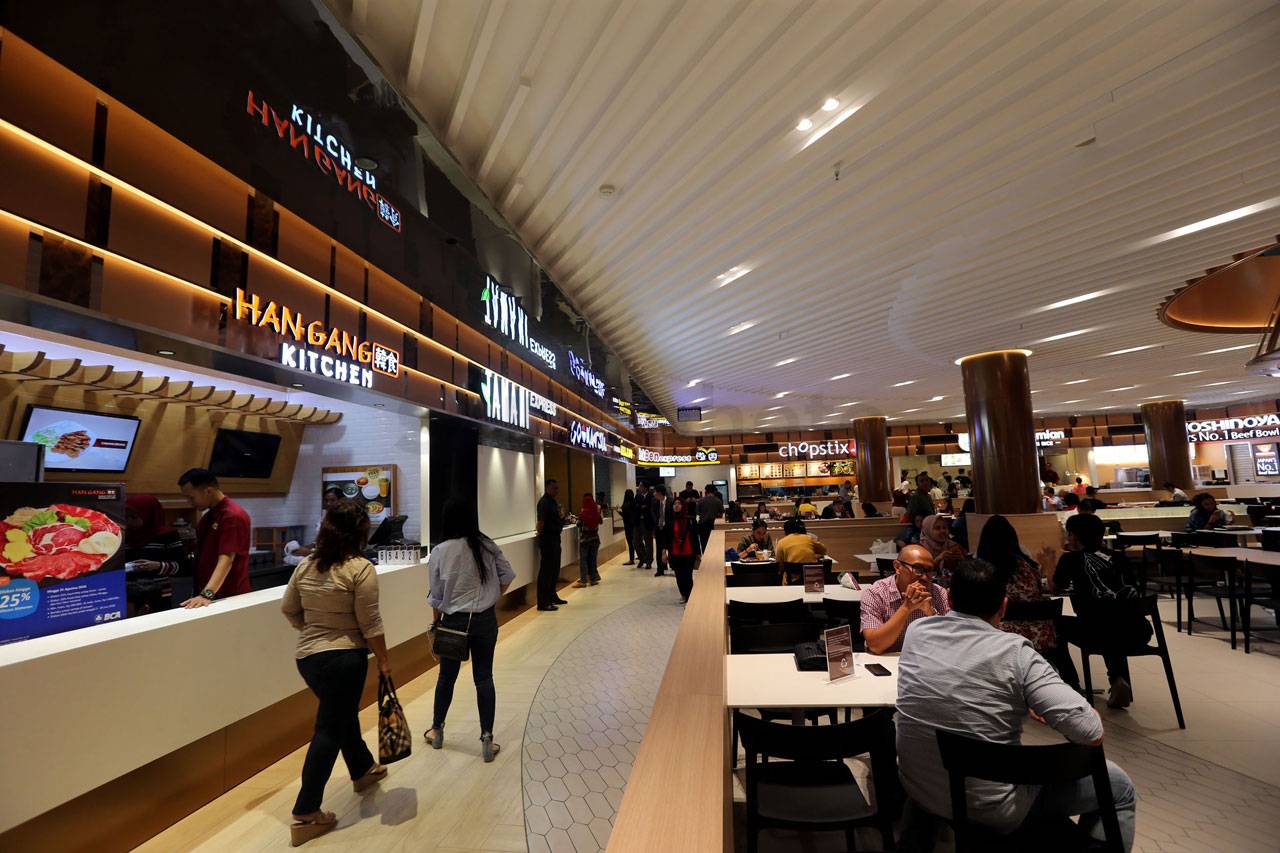 Food Court Plaza Senayan...