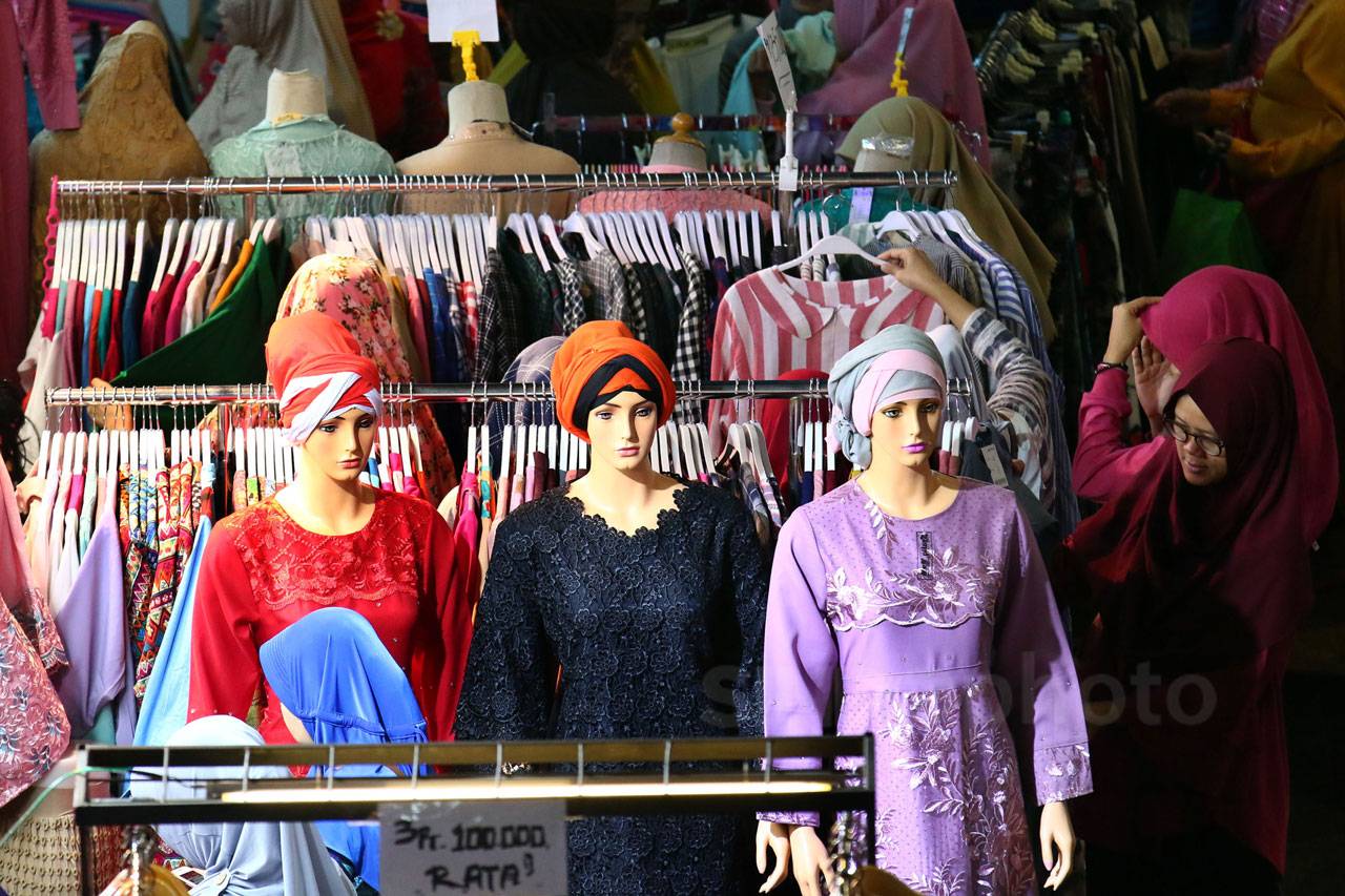 Pasar Tanah Abang Mulai...