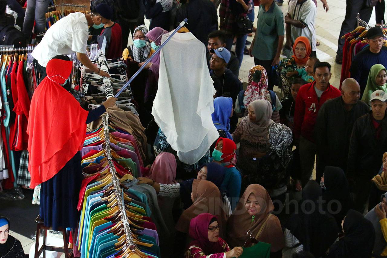 Pasar Tanah Abang Mulai...