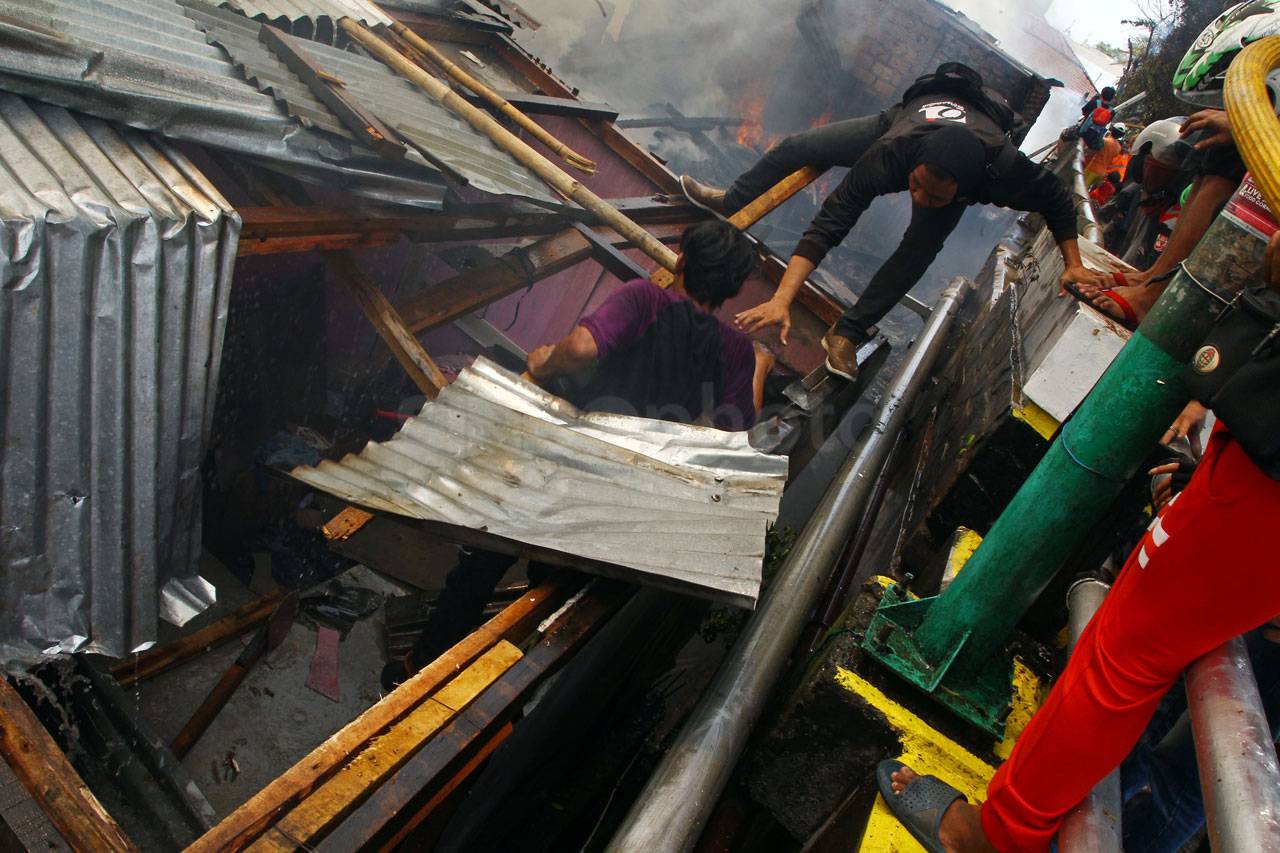 Kebakaran Rumah di Cipinang,...