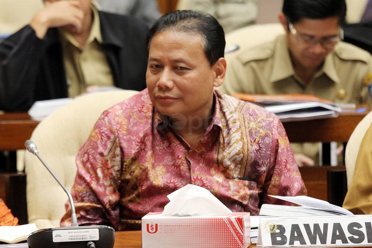 Komisi II Rapat dengan...