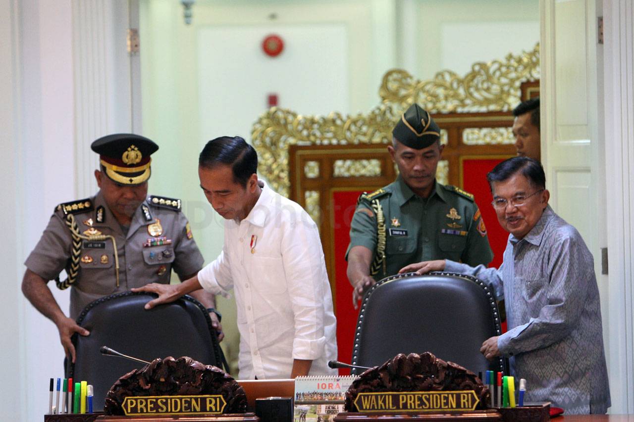 Presiden Jokowi Pimpin...
