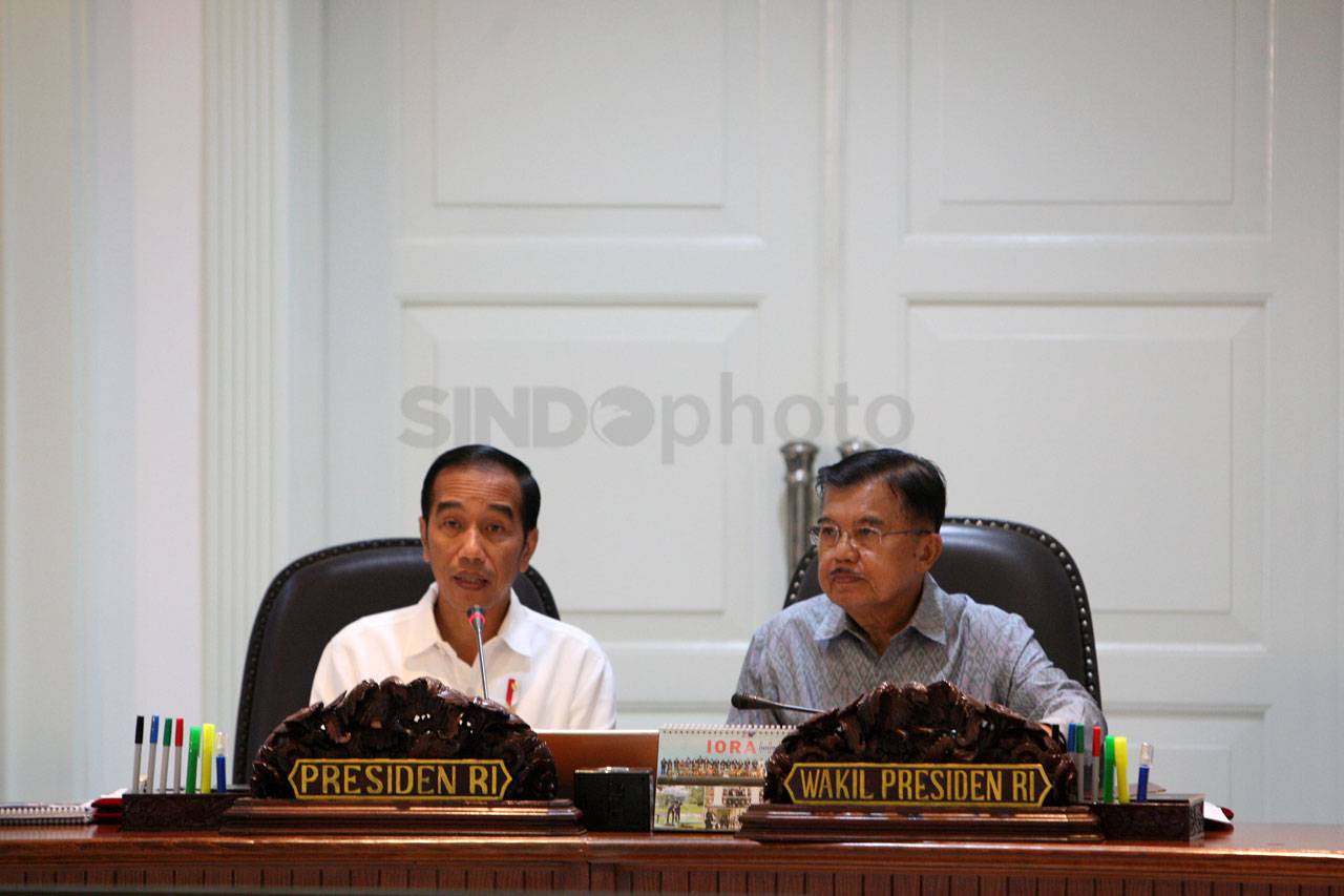 Presiden Jokowi Pimpin...
