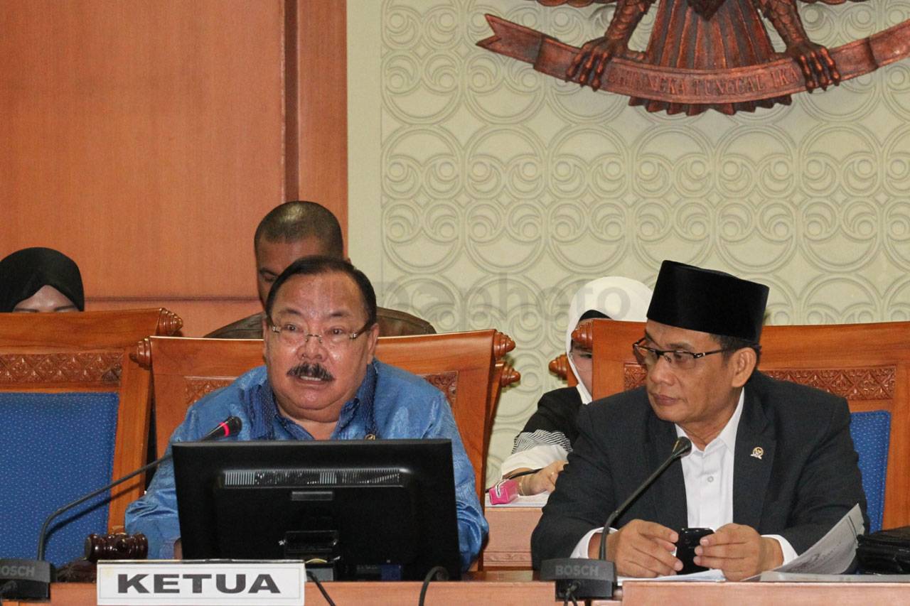 Pansus dan Panja Gelar...