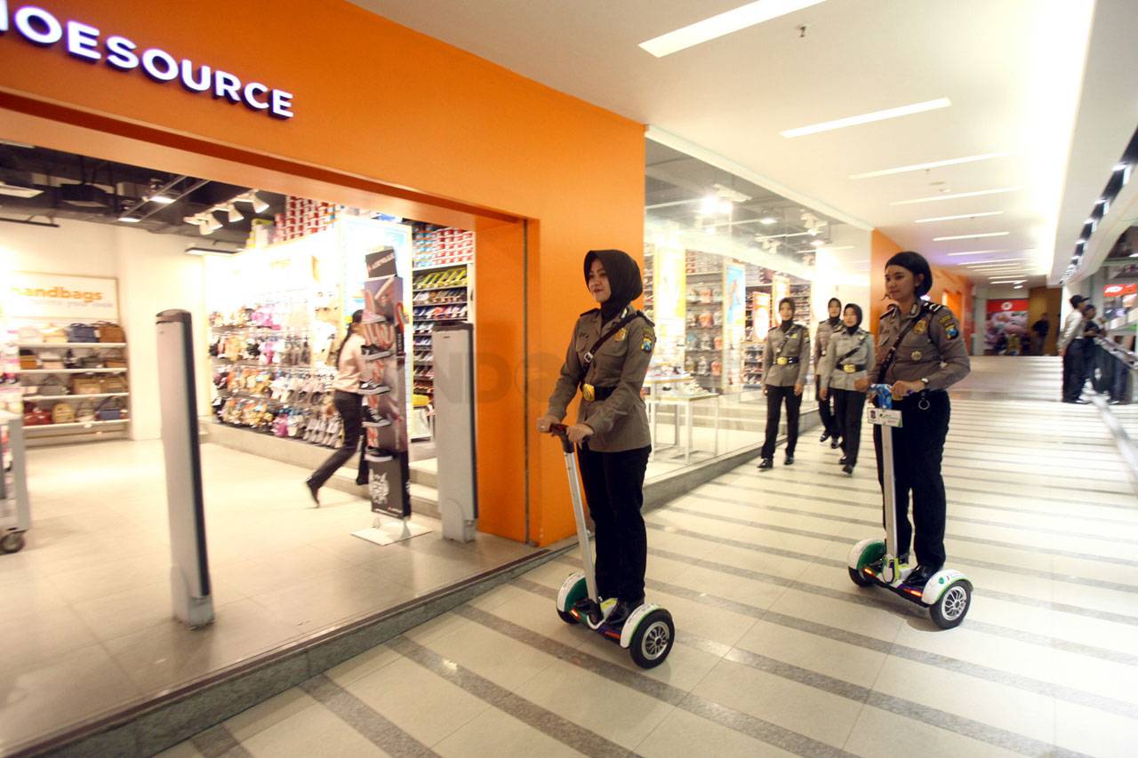 Kendarai Segway, Polwan...
