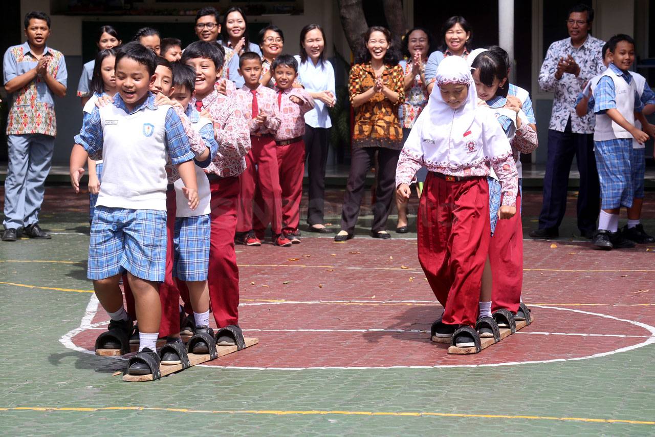 Hilangkan Trauma Bom,...