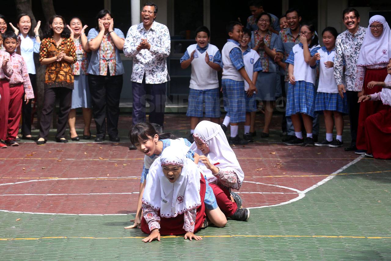 Hilangkan Trauma Bom,...