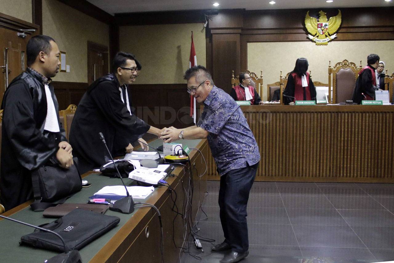 Penyuap Bupati Hulu...