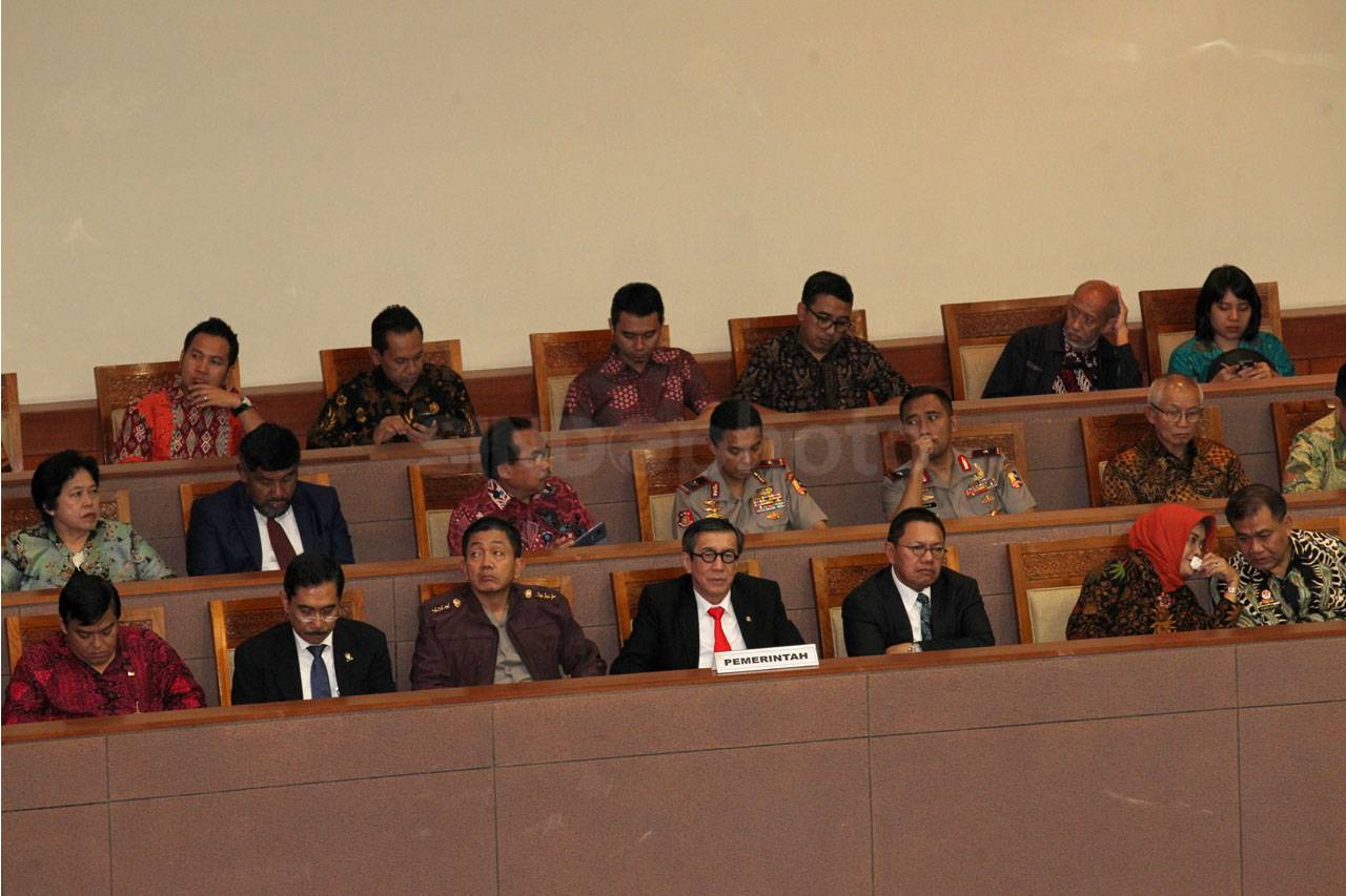 Tanpa Interupsi dan...