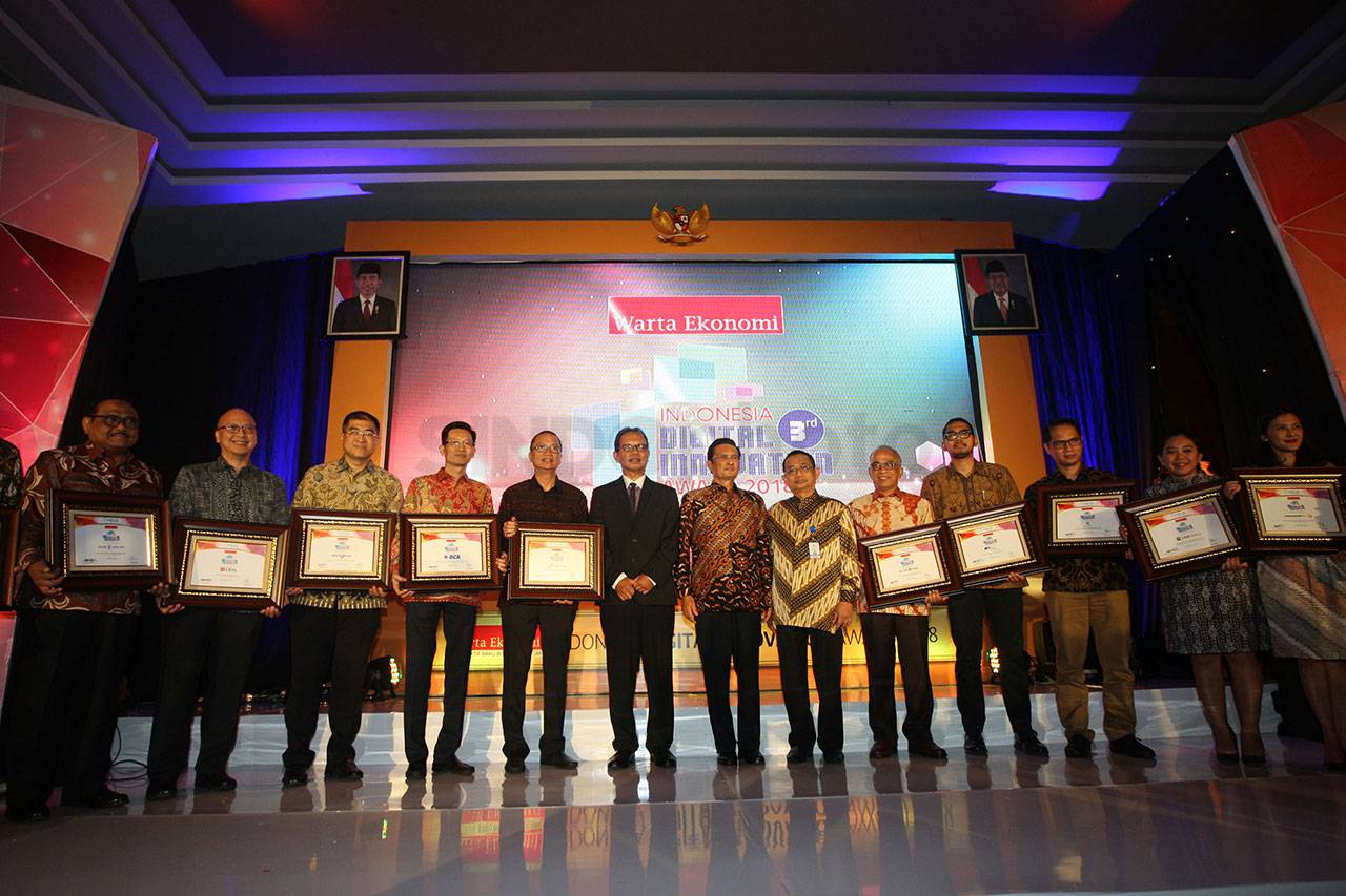 Bank DKI Raih Penghargaan...