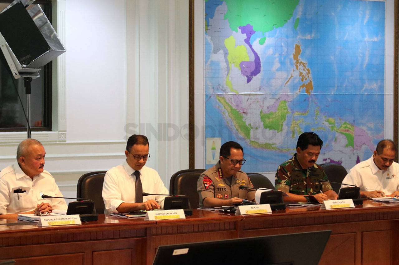 Presiden Jokowi Pimpin...