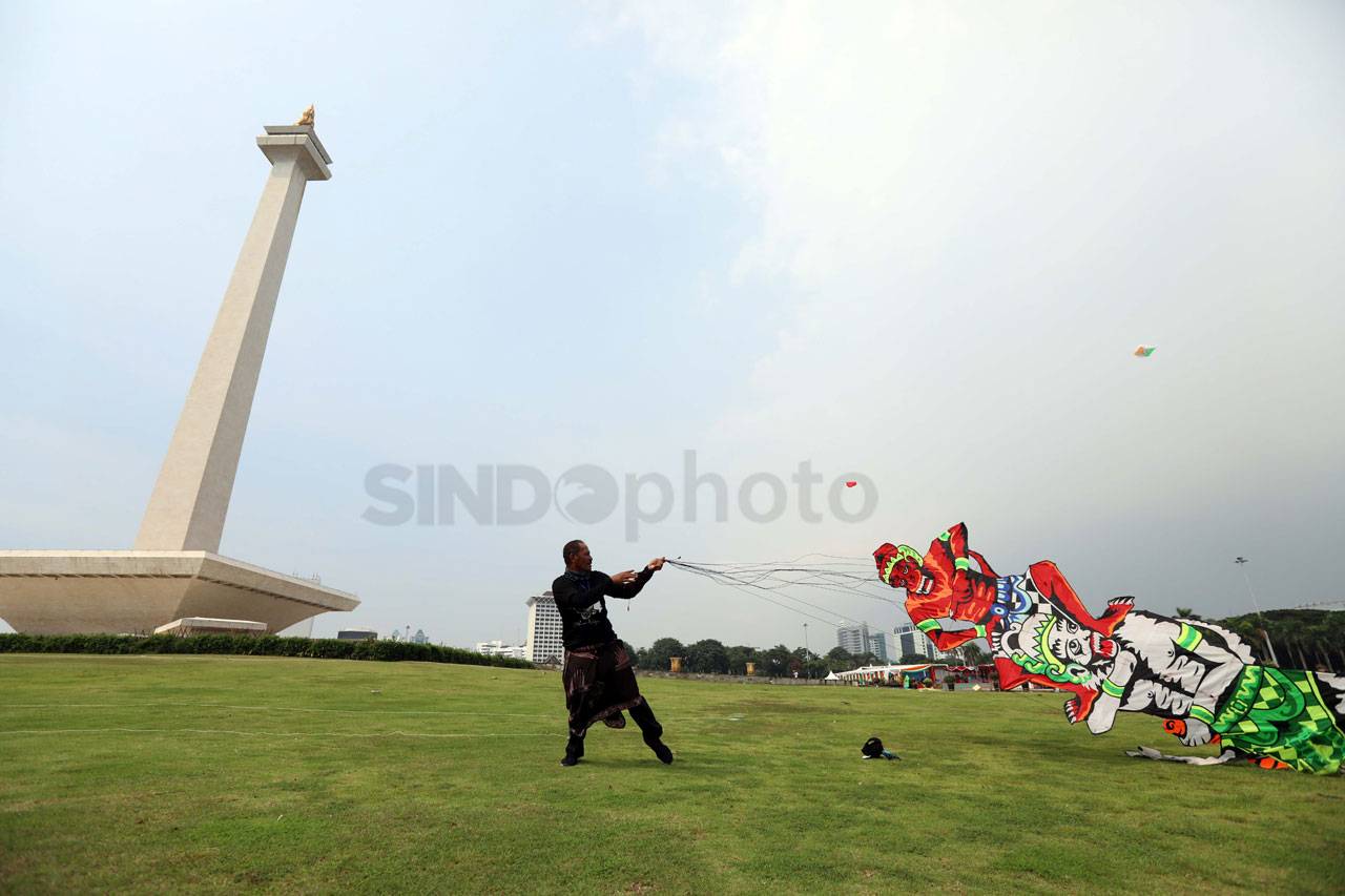 Pameran Layang-Layang...