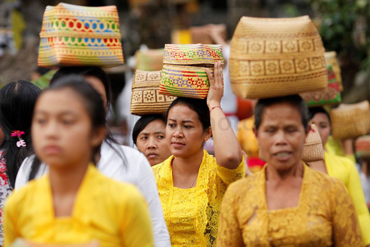 Ritual Tolak Bala Ngerebeg...
