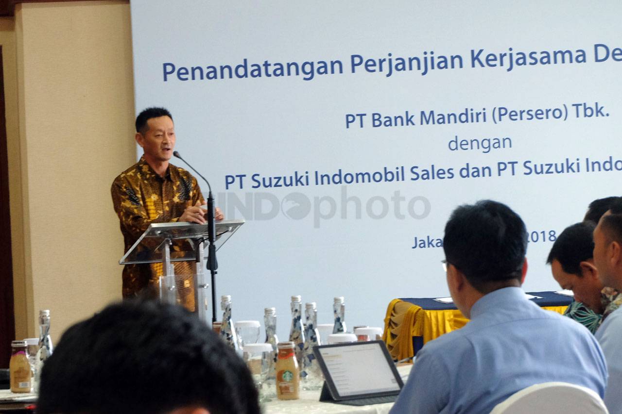 Bank Mandiri Berikan...