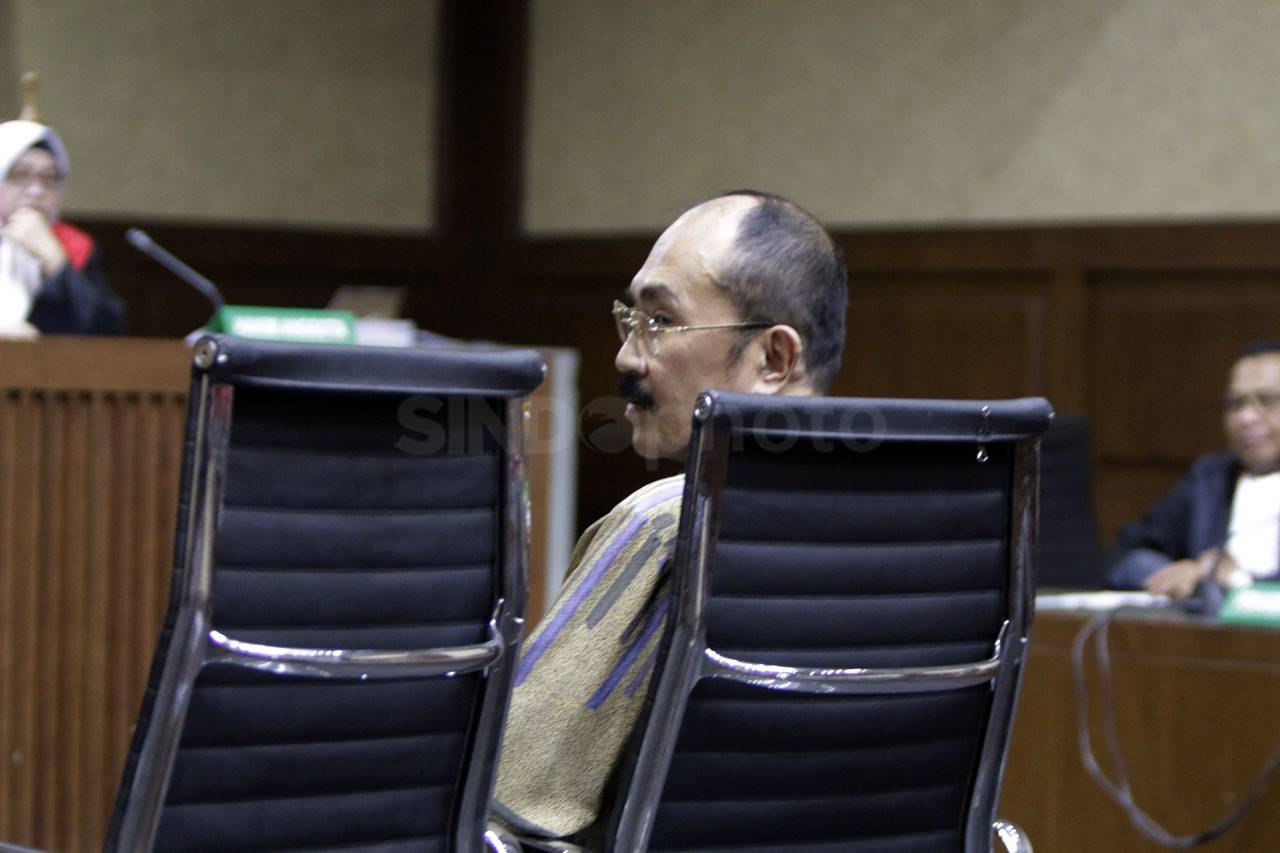 Fredrich Yunadi Dituntut...