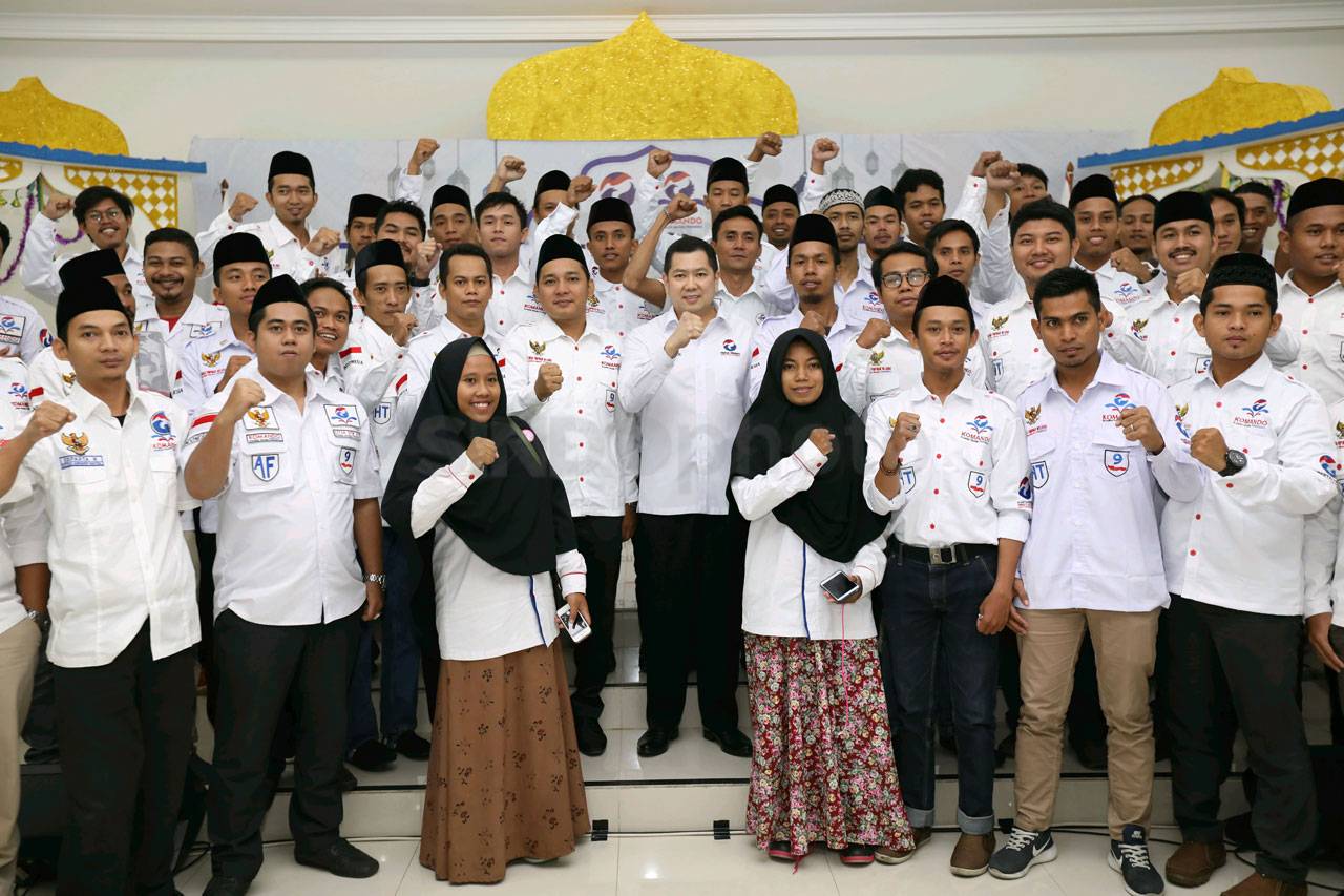 HT Hadiri Buka Bersama...