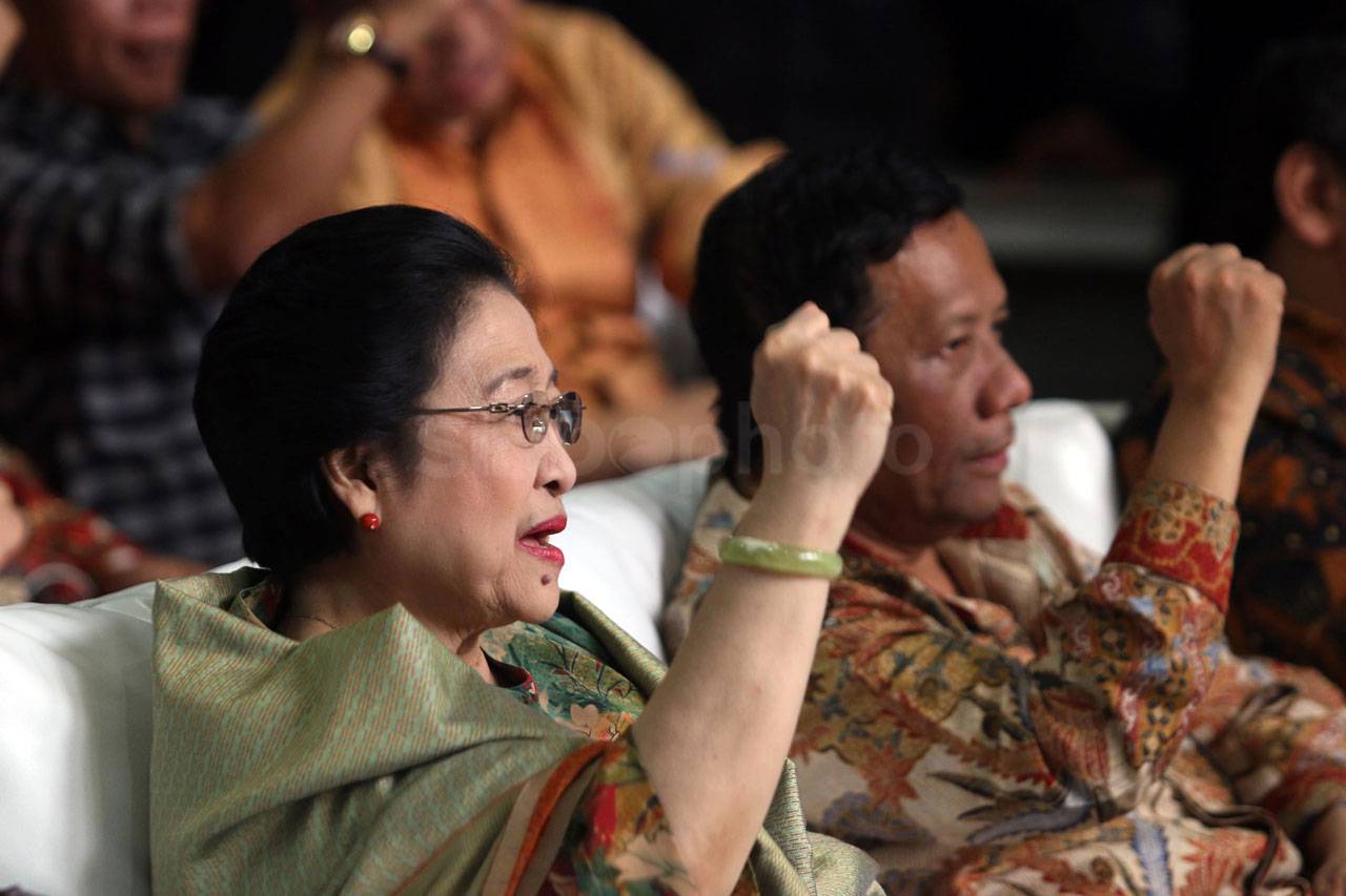 Megawati Hadiri Peringatan...