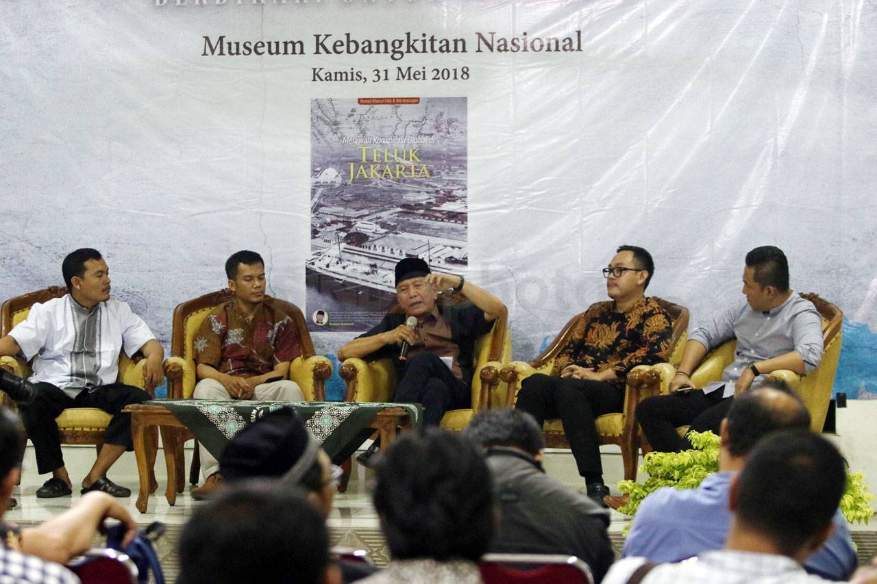 Peluncuran Buku Melawan...