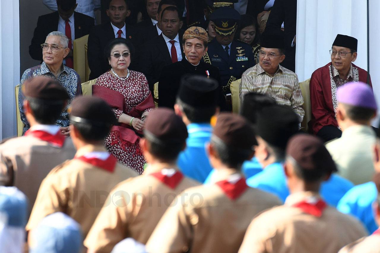 Presiden Jokowi Pimpin...