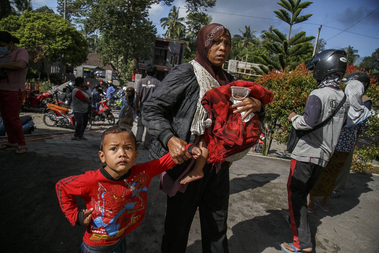 Warga Lereng Merapi...