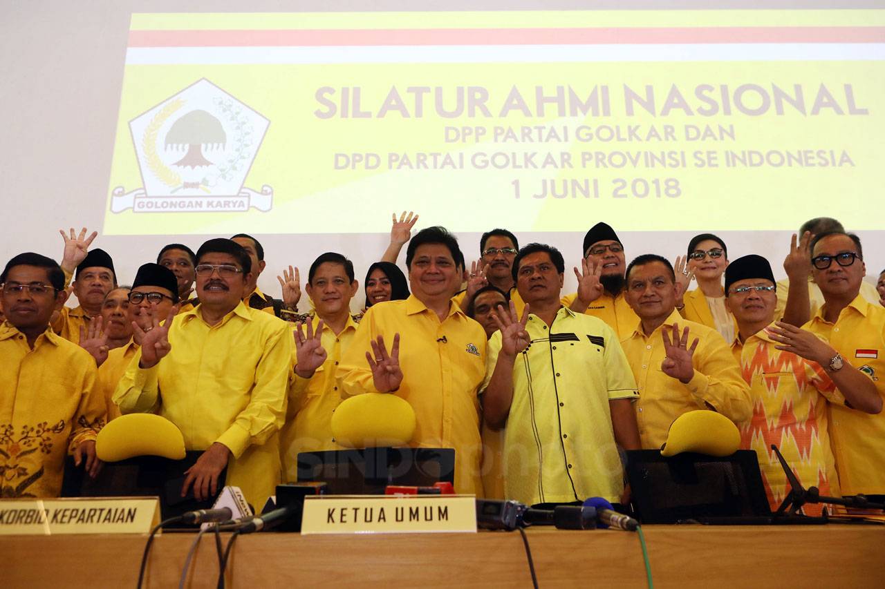 Partai Golkar Gelar...