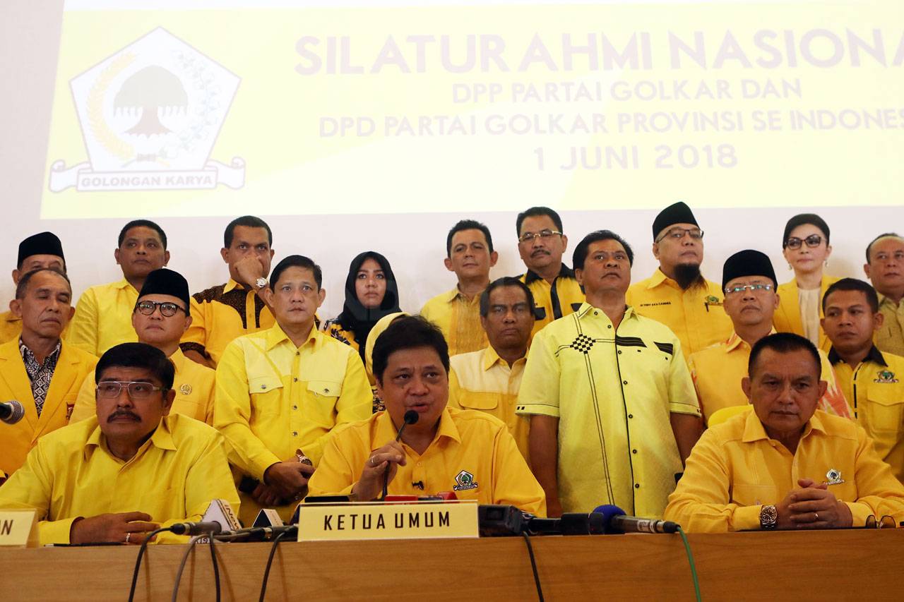 Partai Golkar Gelar...