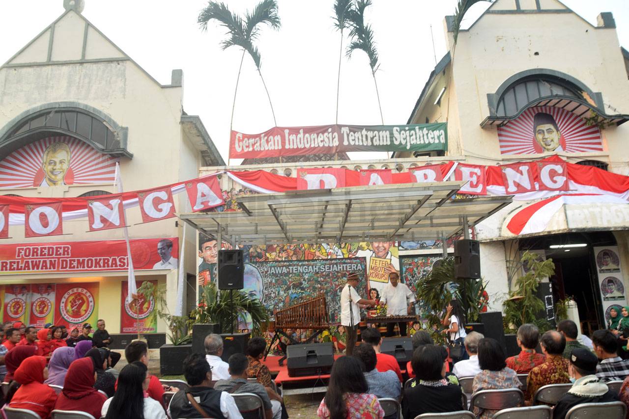 Gus Yasin dan Relawan...