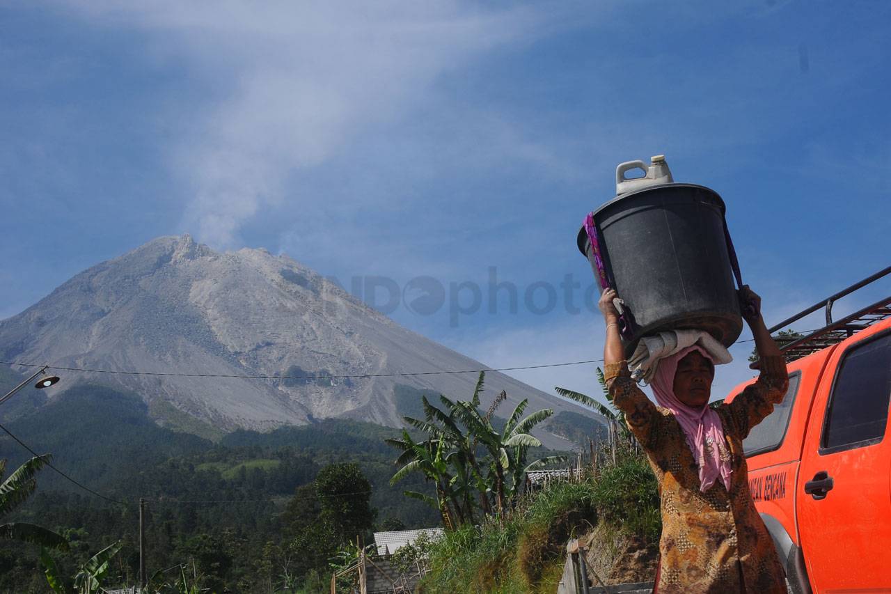 Warga Lereng Merapi...