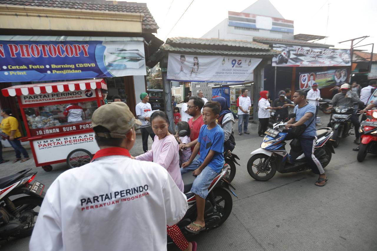 Partai Perindo Bagikan...