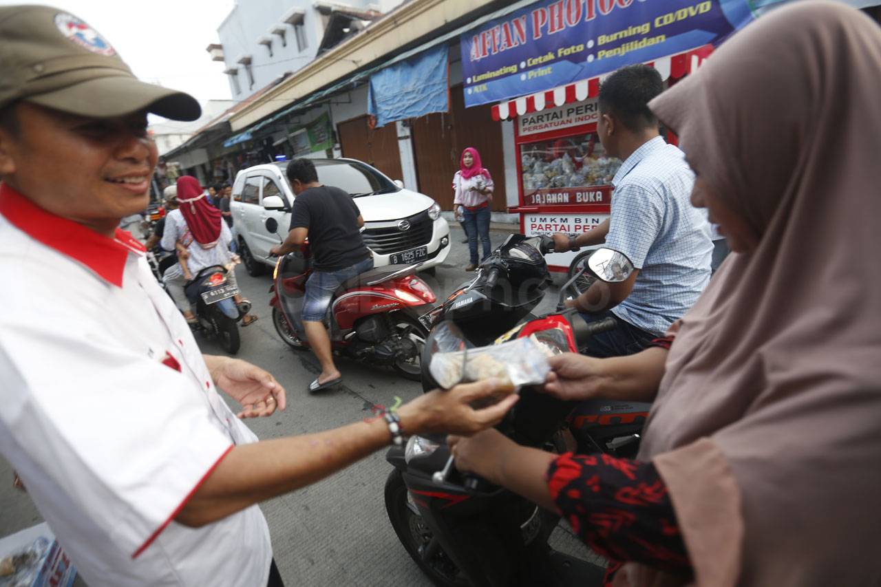 Partai Perindo Bagikan...
