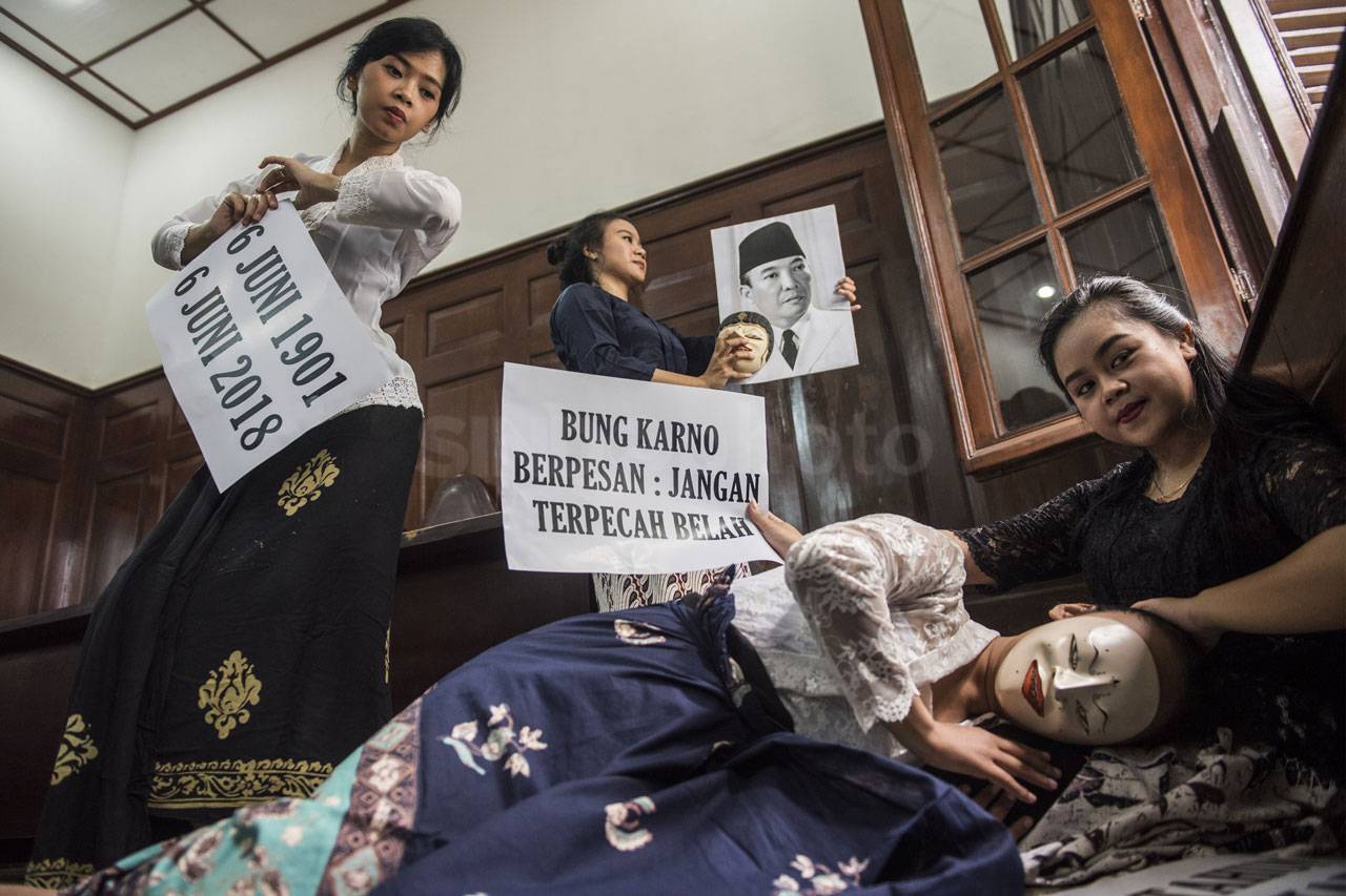 Kelompok Anak Rakyat...